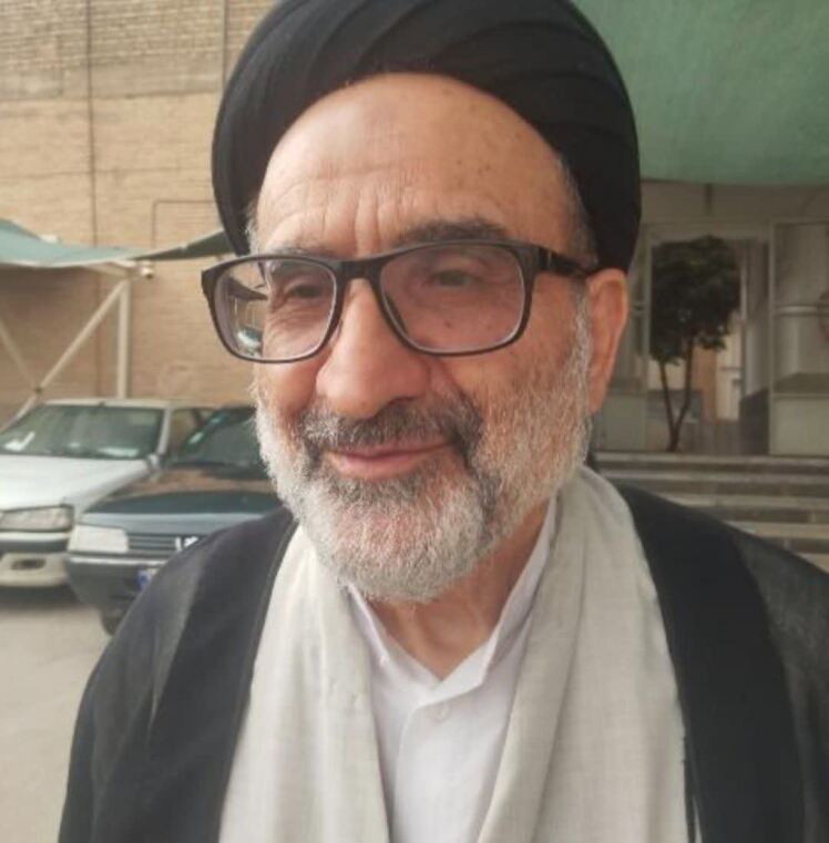  تفسیر آیه ۲۲ سوره یونس مدرسه صدر بازار اصفهان استادا بهشتی نژاد زید عزه- یکی از آیات مهم و هشدار دهنده این سوره مبارکه است هم بحث معاد هست.