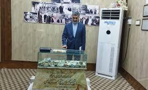 لغدير في الكتاب و السنة و الأدب، ج1، ص: 15 کتابخانه مهدی فاطمه سلام الله علیهما8- ألا فليبلّغ الشاهدُ الغائب. ثمّ لم يتفرّقوا حتى نزل أمين وحي اللَّه بقوله:آنگاه فرمود. بايد آنان كه حاضرند ا